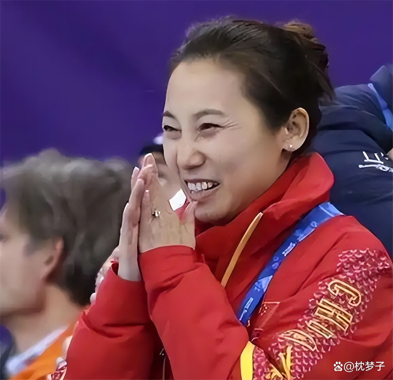 体育赛场上，“铁娘子”中国女足称霸的简单介绍